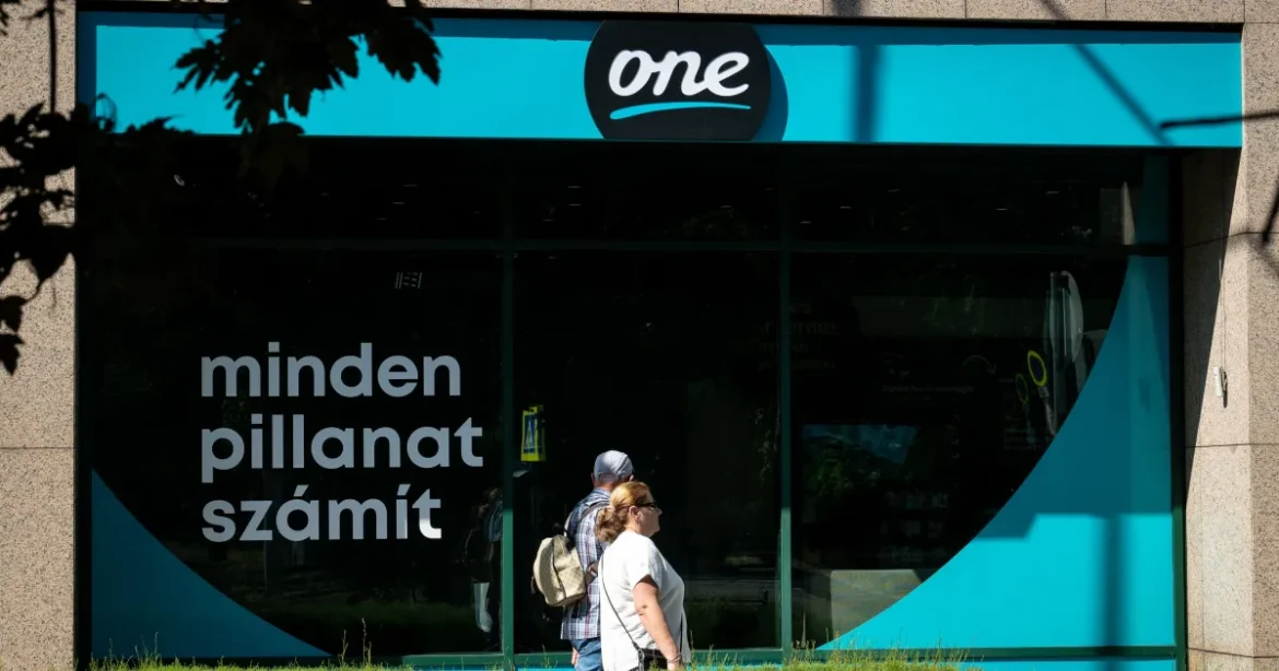 Beszokallt a 4iG, feljelentik az Orbán-kormány államtitkárát