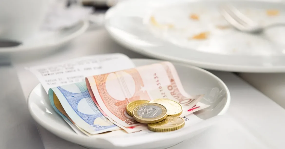 Euróbevezetés: az árfolyam már a helyén, öt év múlva búcsúzhat a forint