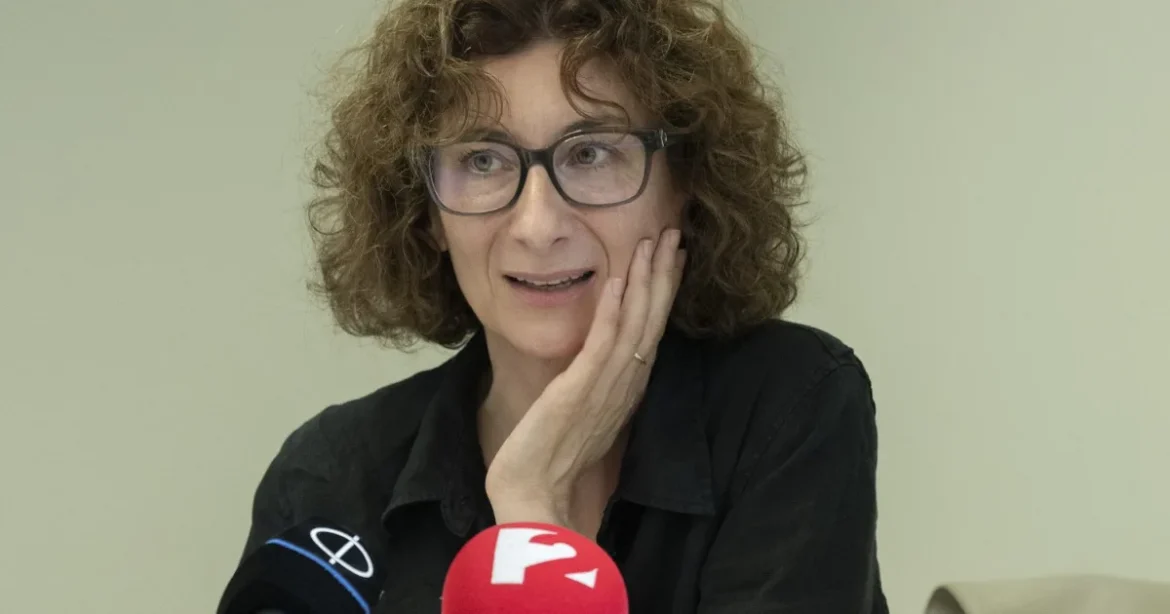 Magyar Péter és Gyurkó Szilvia gyermekvédelmi jelentést tesz közzé
