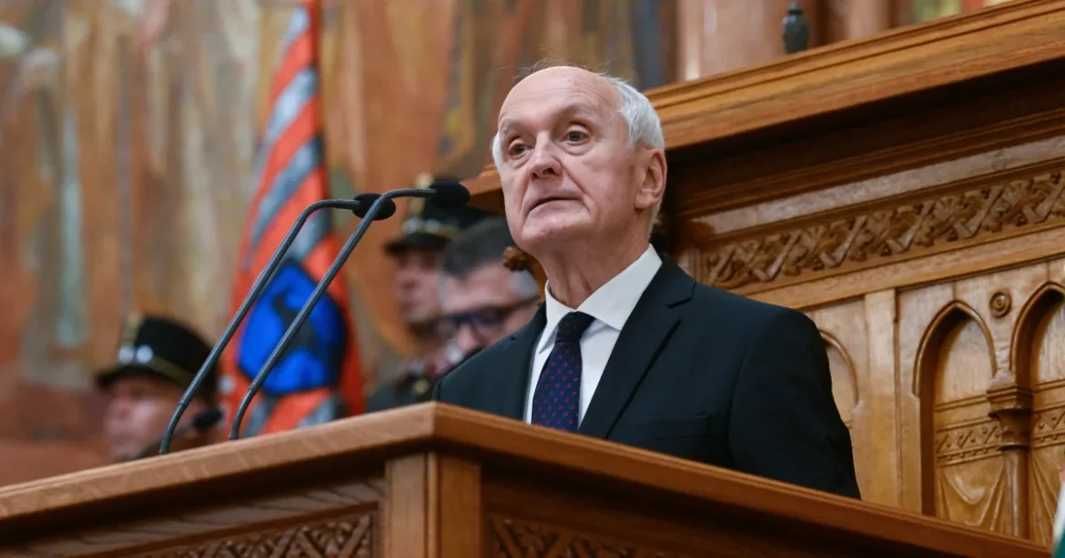 Négy ingatlan és 130 millió forint – nyilvános Baka András vagyonnyilatkozata